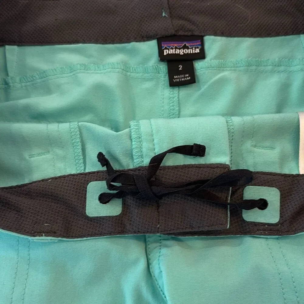 Patagonia women L shorts common threads blue XS/2